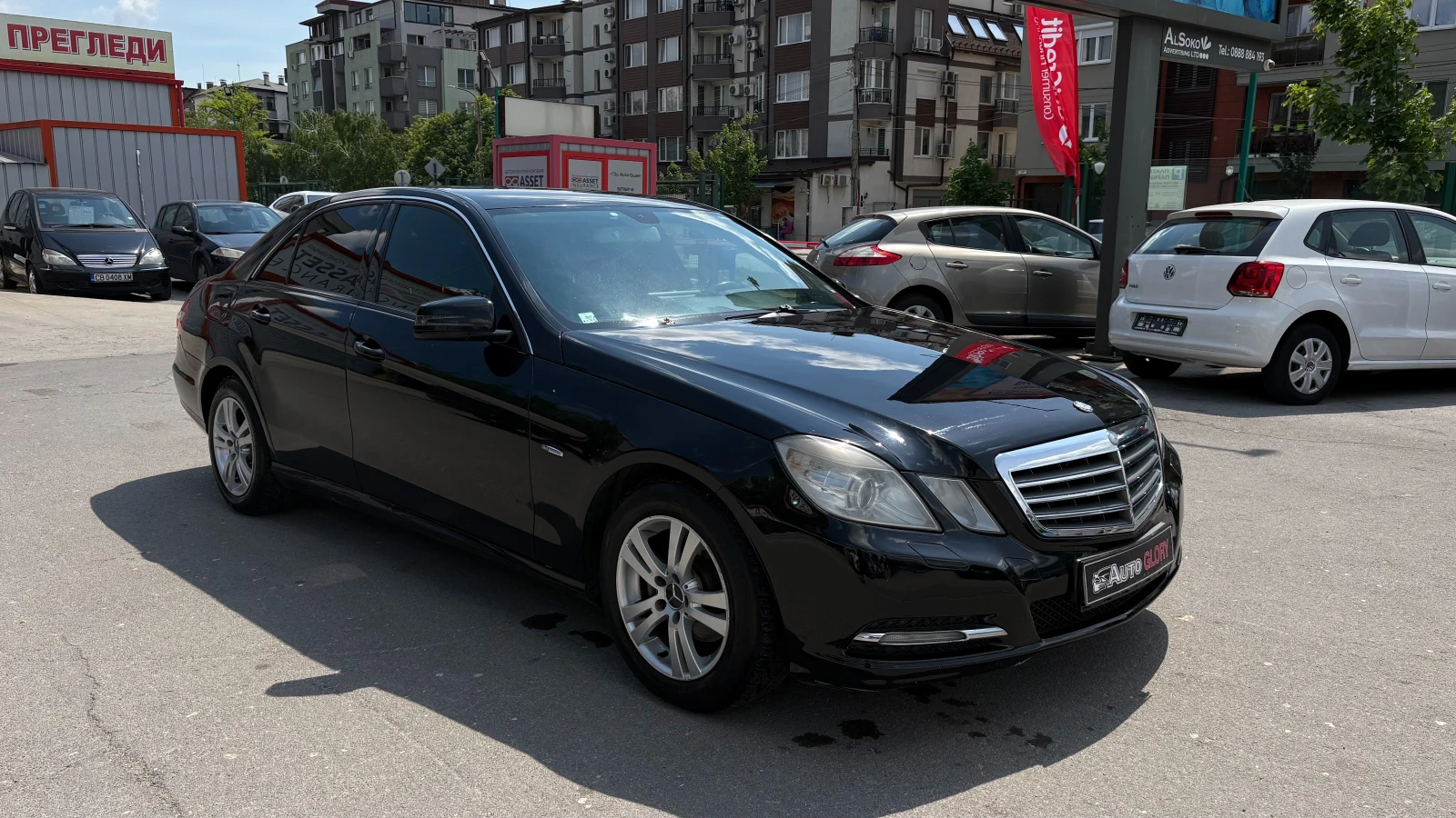 Mercedes-Benz E 200 benz/metan, снимка 4 - Автомобили и джипове - 54617875