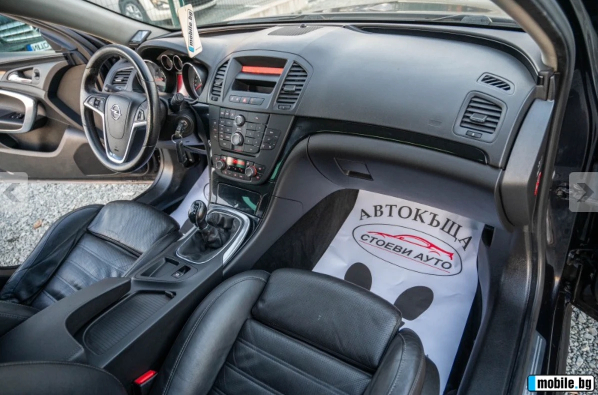 Opel Insignia Sports Tourer, снимка 12 - Автомобили и джипове - 54719312