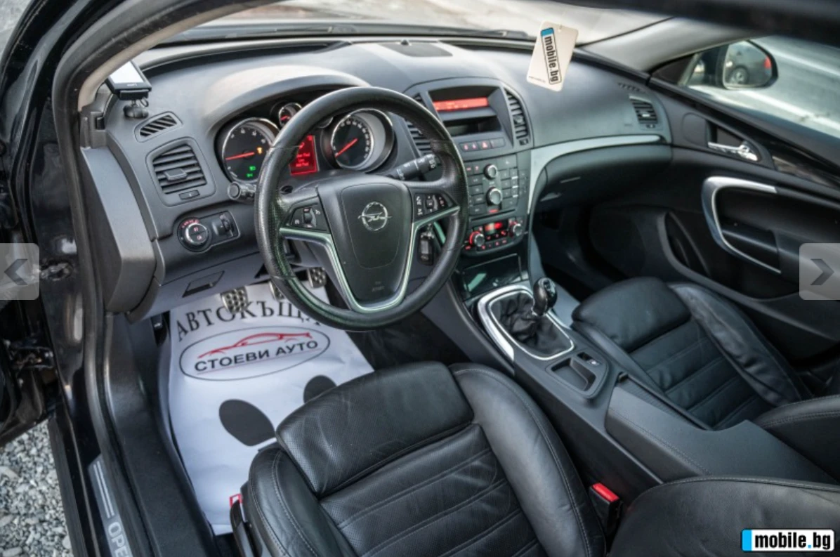 Opel Insignia Sports Tourer, снимка 7 - Автомобили и джипове - 54719312