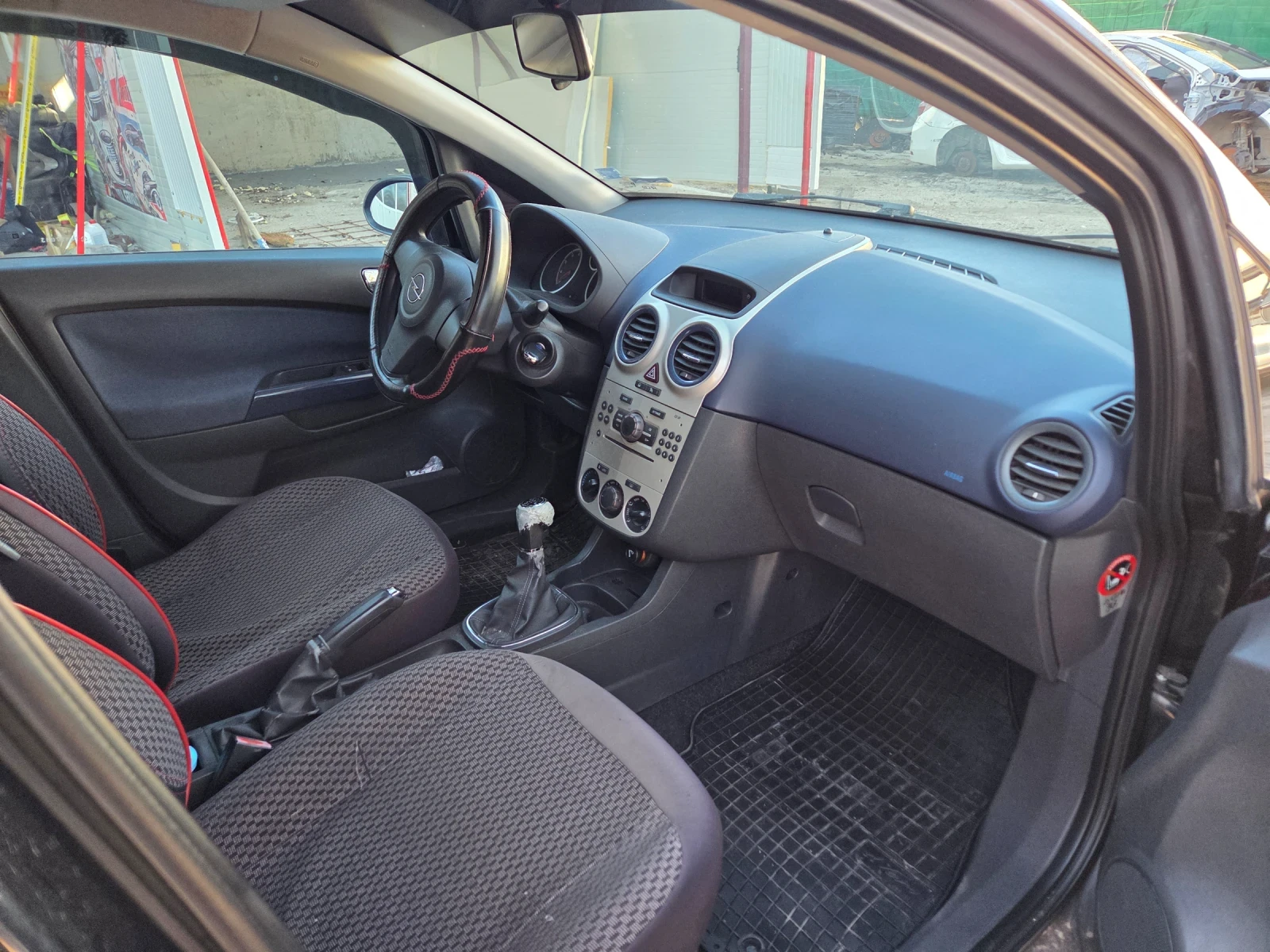 Opel Corsa 1200i, снимка 3 - Автомобили и джипове - 54868705