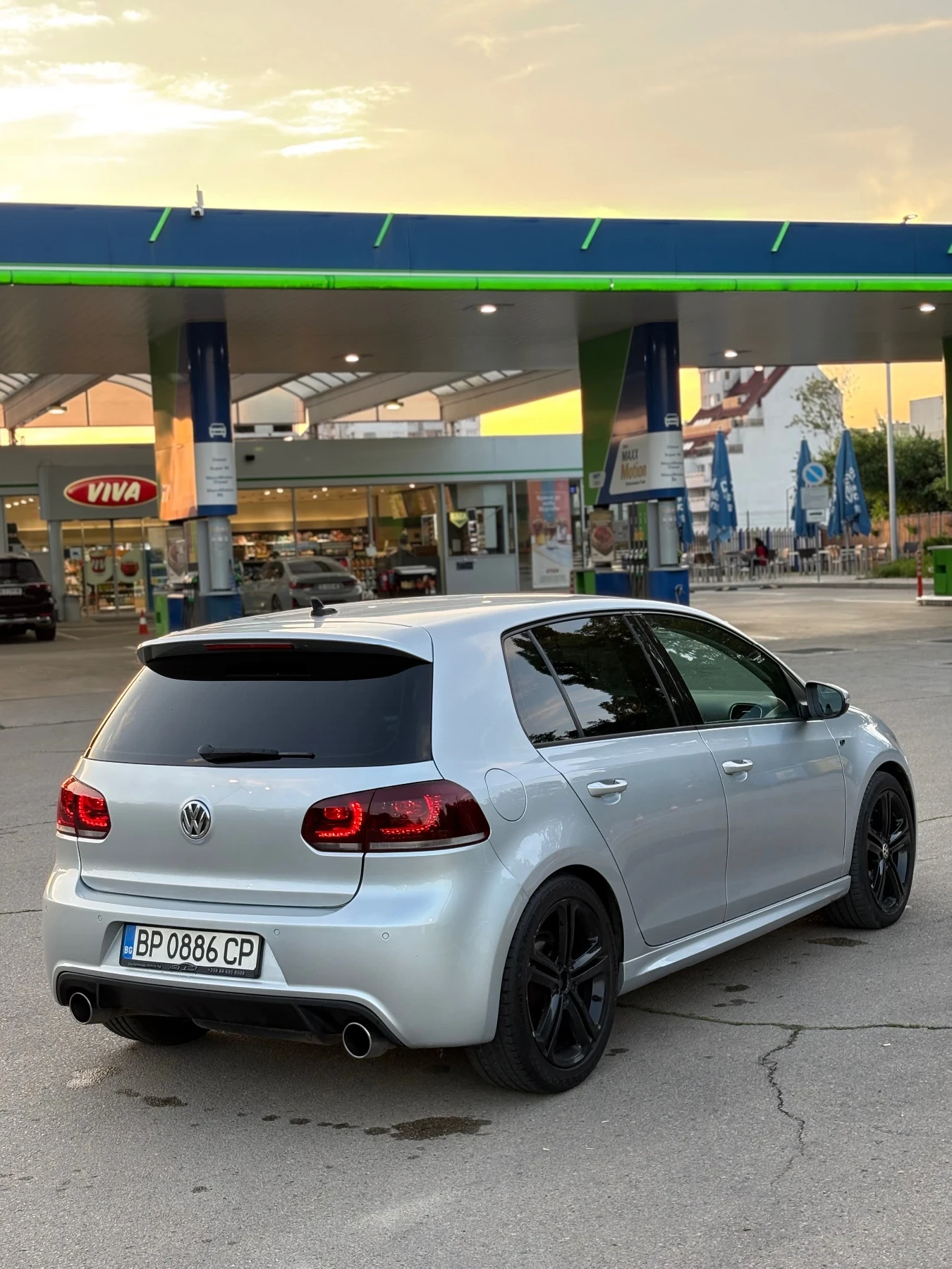 VW Golf 2.0tdi, снимка 3 - Автомобили и джипове - 55105727