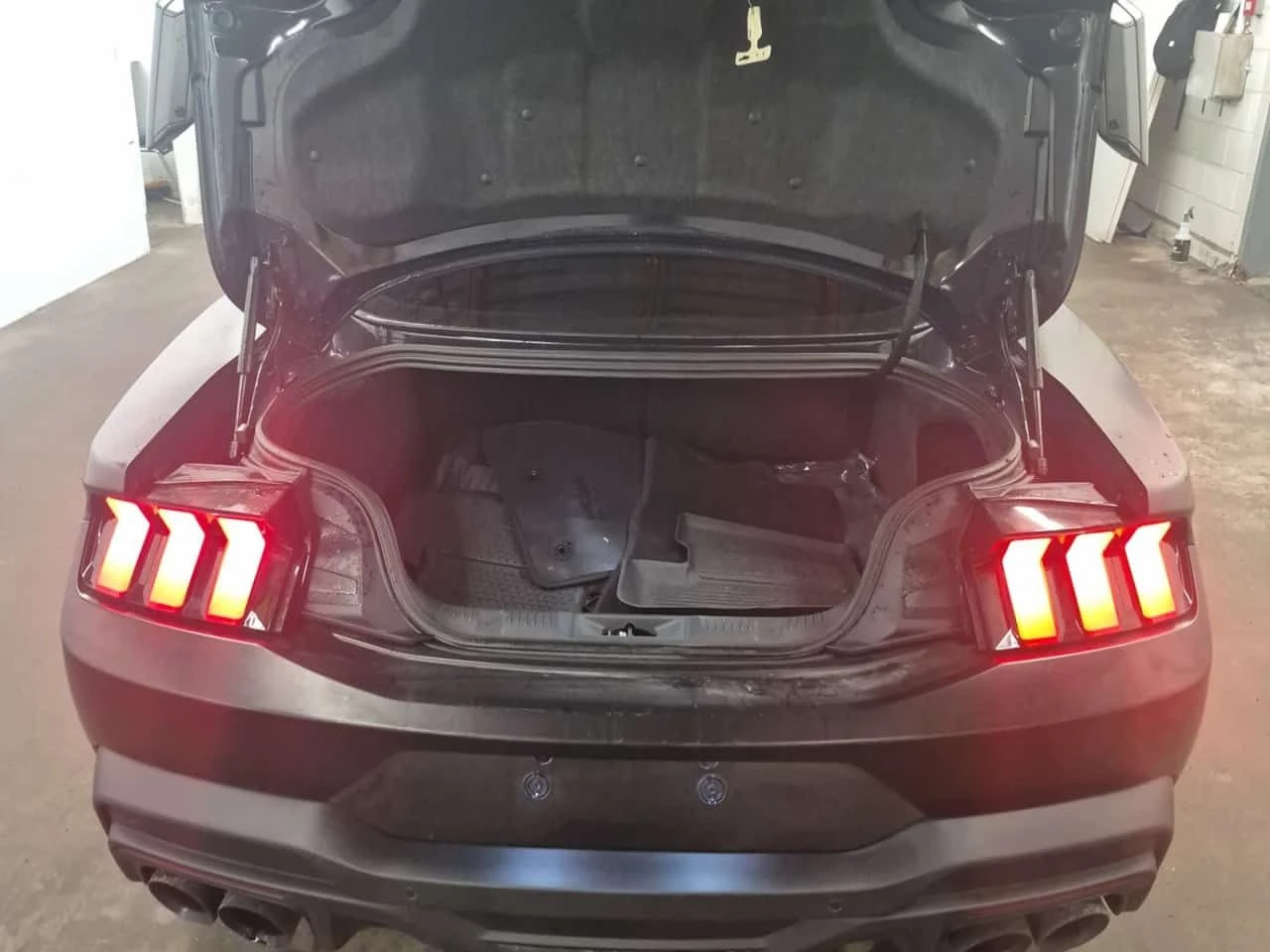Ford Mustang * DARK HORSE * CARFAX * , снимка 11 - Автомобили и джипове - 55539010