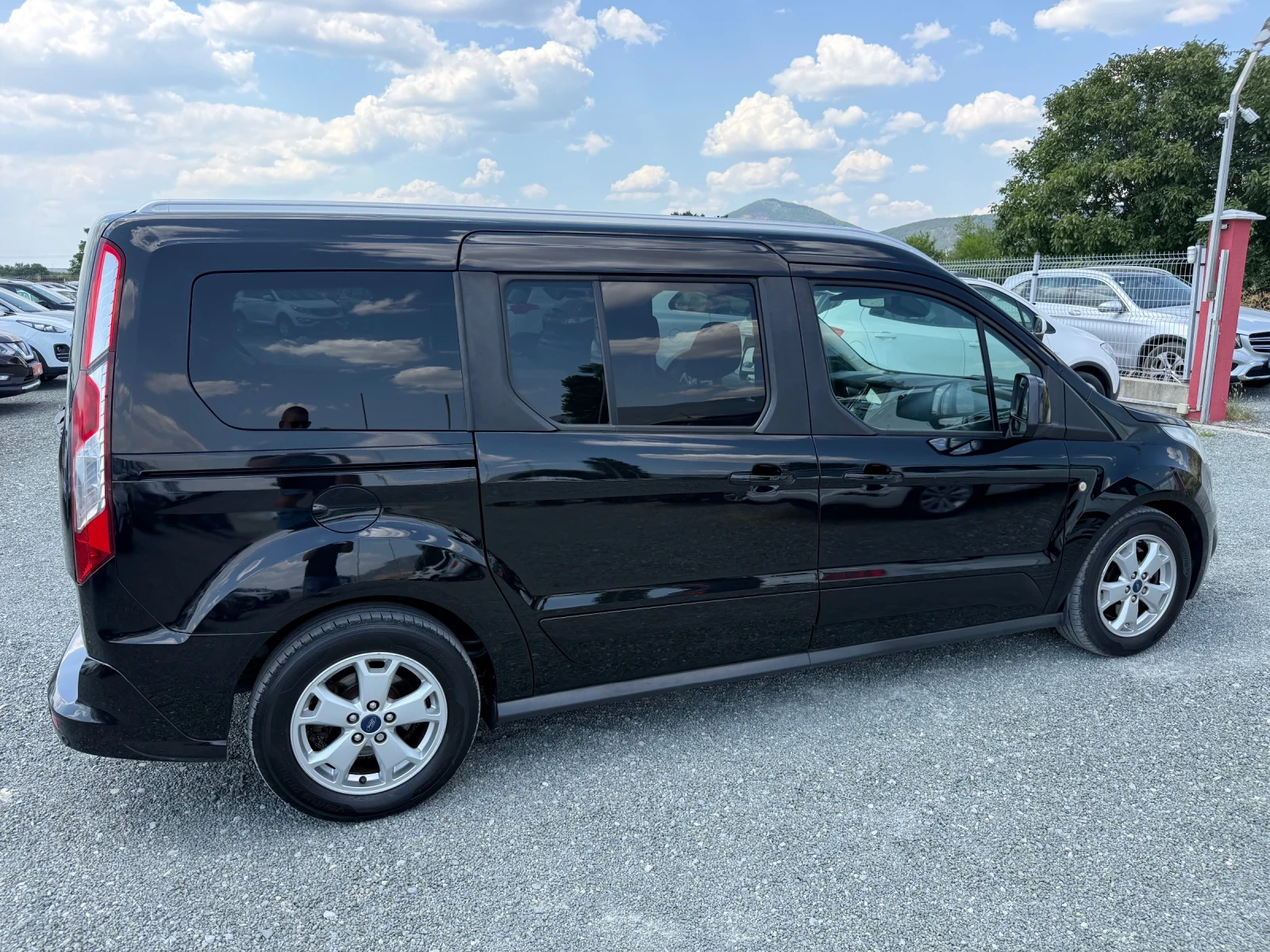 Ford Connect (KATO НОВА)^(7-МЕСТА)^(MAXI)^(TITANUIM), снимка 5 - Автомобили и джипове - 55562476