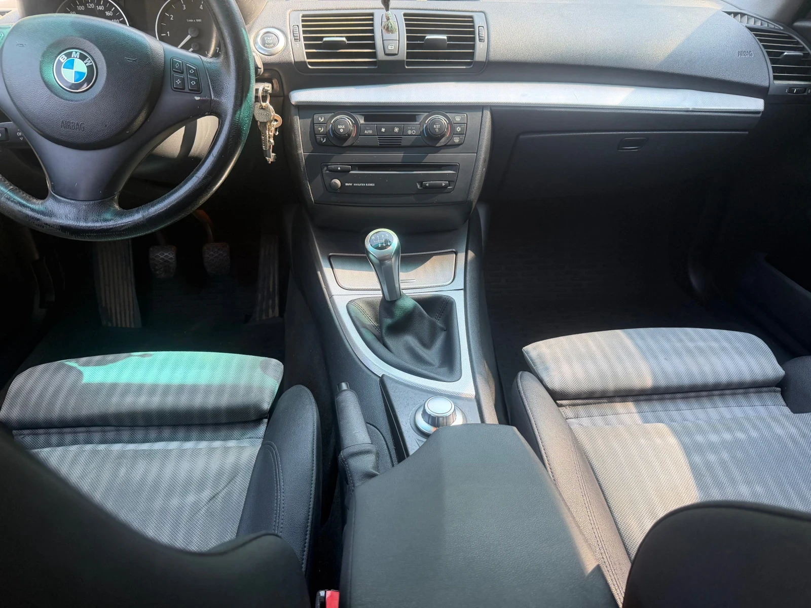 BMW 120 Газ, снимка 5 - Автомобили и джипове - 55793361