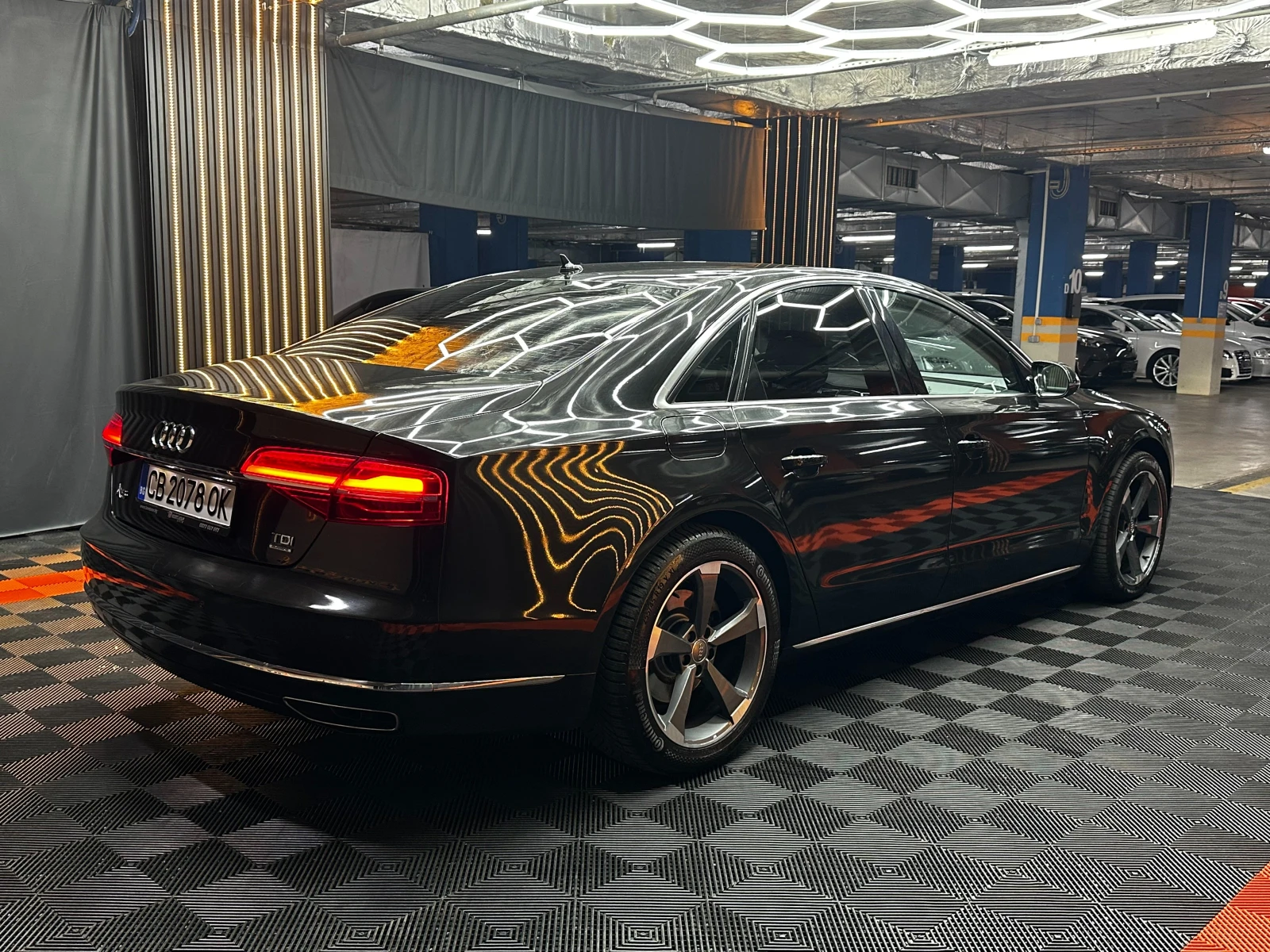 Audi A8 3.0d 263 к.с./ГАРАНЦИЯ, снимка 5 - Автомобили и джипове - 55830113