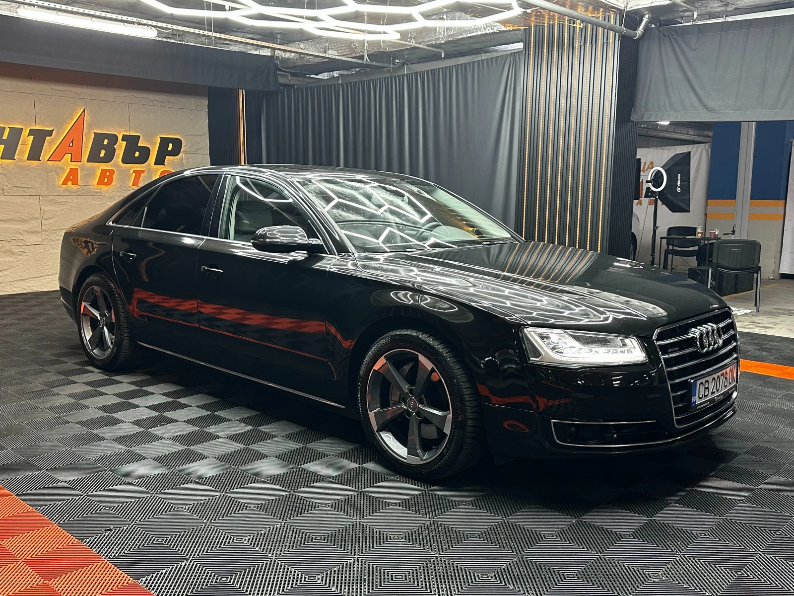 Audi A8 3.0d 263 к.с./ГАРАНЦИЯ, снимка 4 - Автомобили и джипове - 55830113
