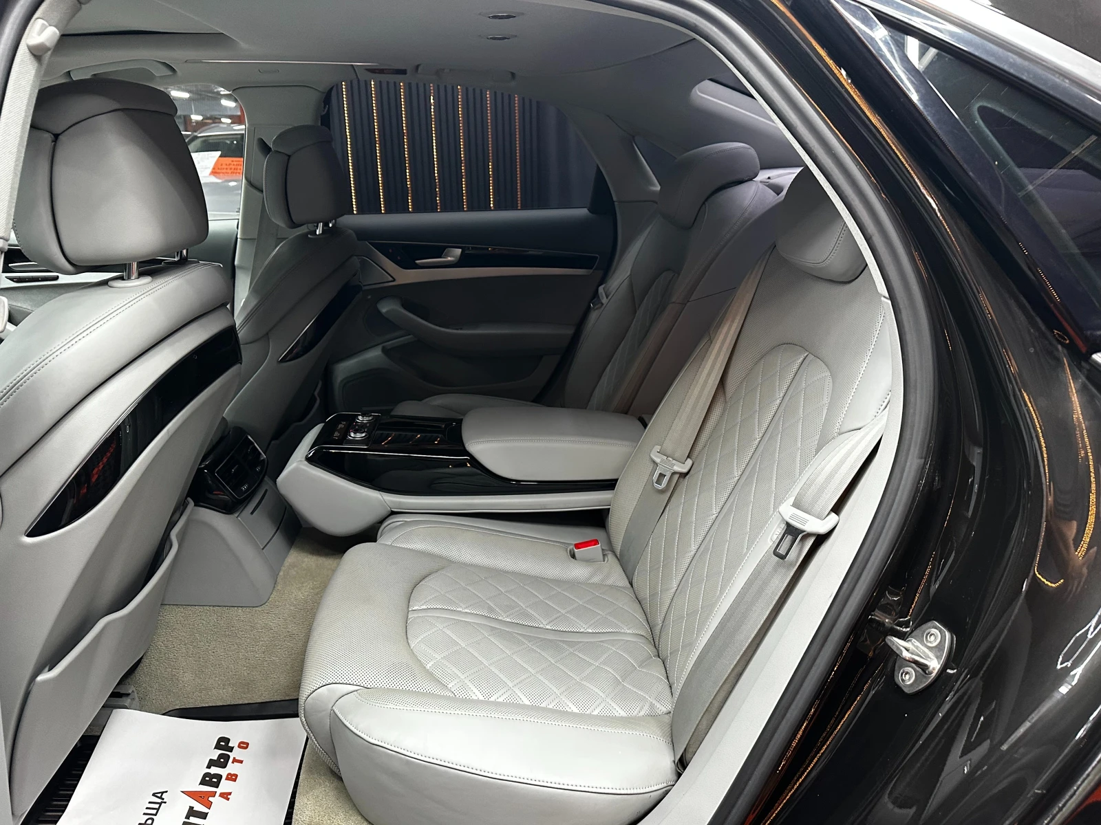 Audi A8 3.0d 263 к.с./ГАРАНЦИЯ, снимка 9 - Автомобили и джипове - 55830113