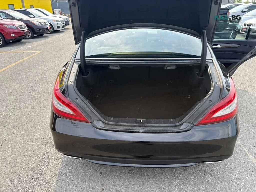 Mercedes-Benz CLS 550 4MATIC * Lane Assist * АвтоКредит * (ЦЕНА ДО БГ) *, снимка 17 - Автомобили и джипове - 56013223