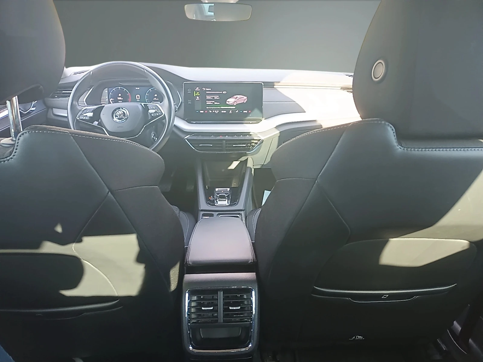 Skoda Octavia 1.5TSI/M-HEV, снимка 11 - Автомобили и джипове - 56120214