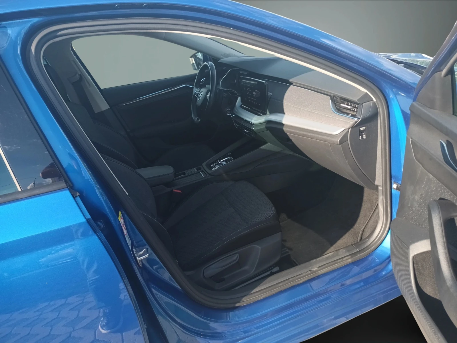Skoda Octavia 1.5TSI/M-HEV, снимка 14 - Автомобили и джипове - 56120214