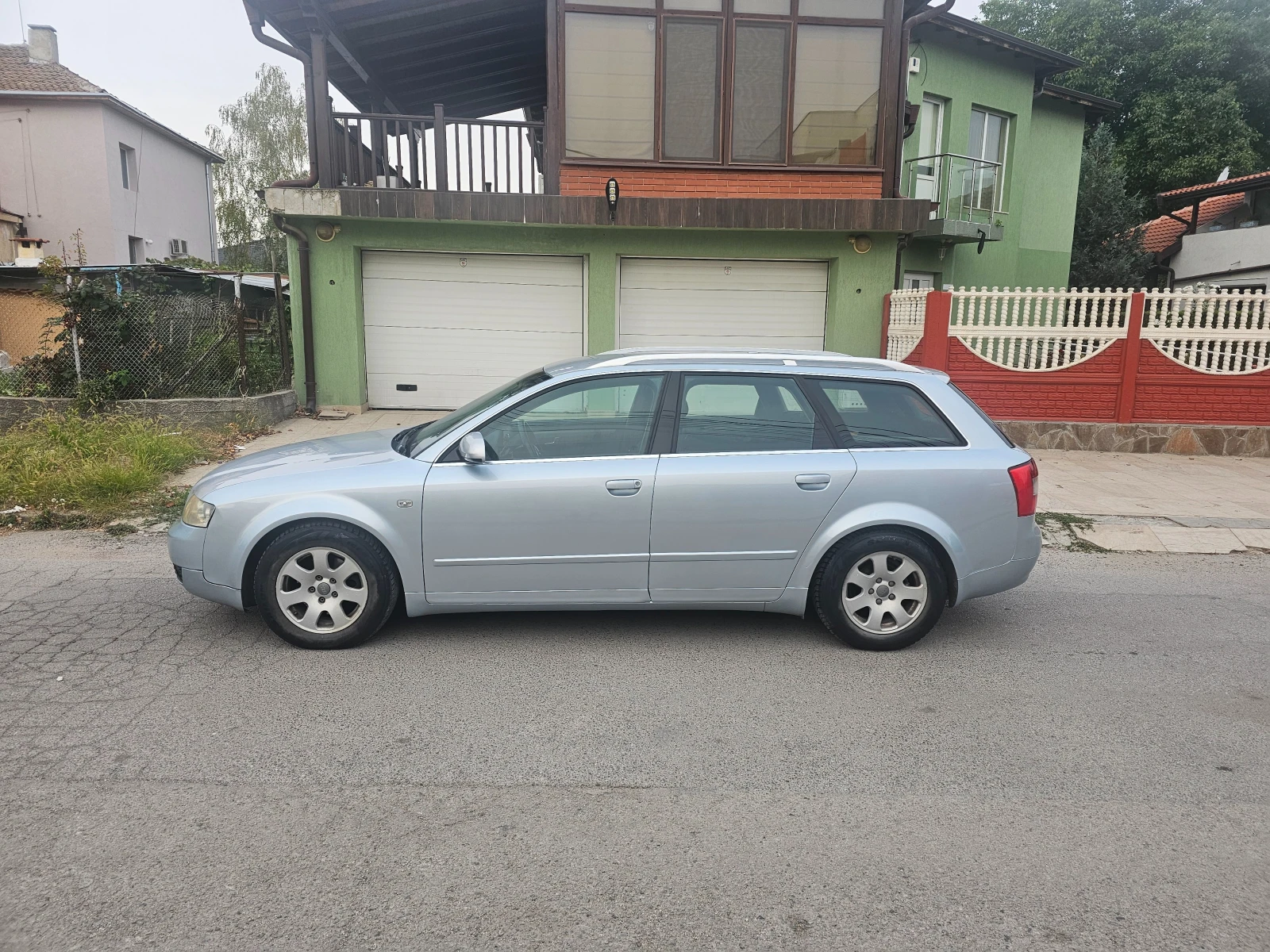 Audi A4 1.9TDI-Гаражно, снимка 10 - Автомобили и джипове - 56248305