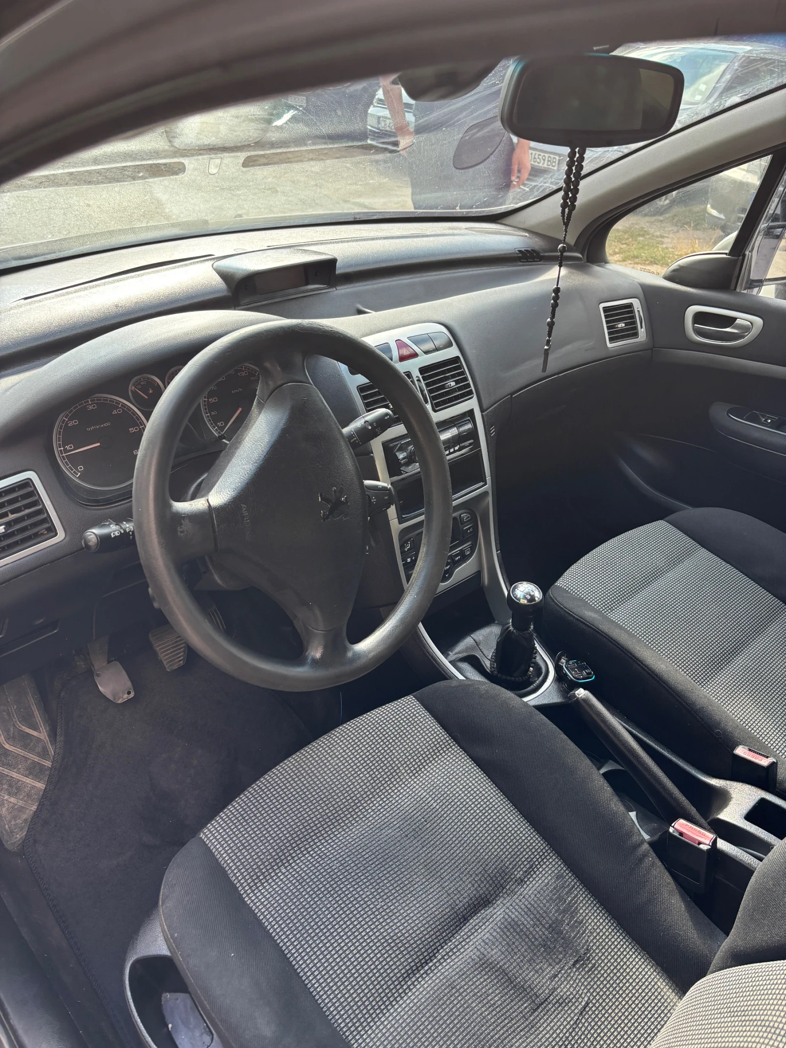 Peugeot 307 2.0HDI, снимка 9 - Автомобили и джипове - 56271644