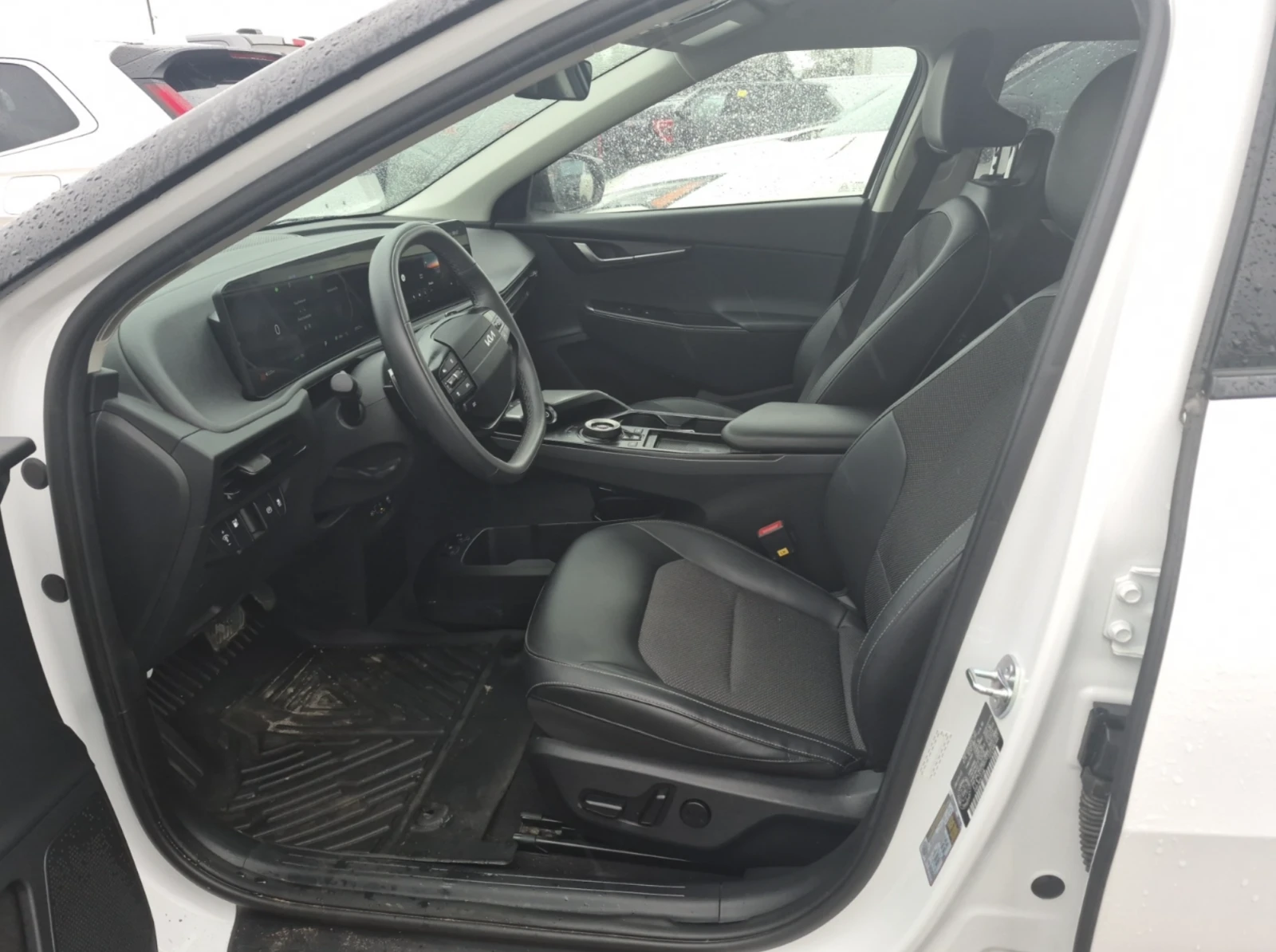 Kia EV6 2025 Kia EV6 Awd Land, снимка 5 - Автомобили и джипове - 56324580