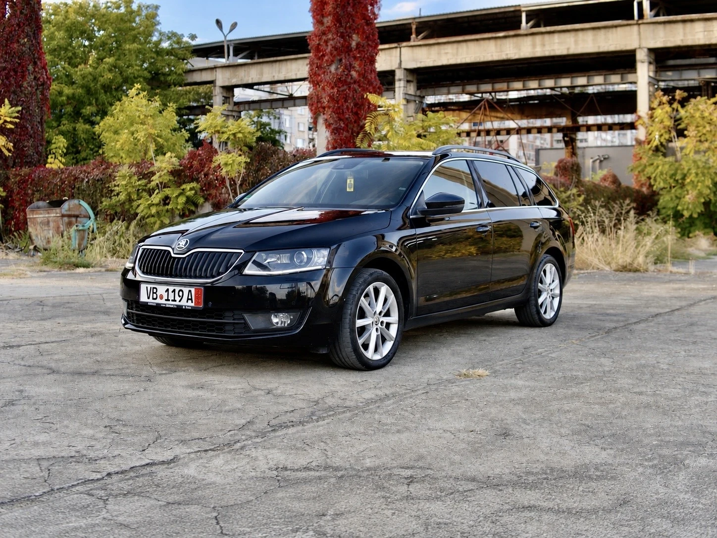 Skoda Octavia 2.0TDI, снимка 2 - Автомобили и джипове - 56443589