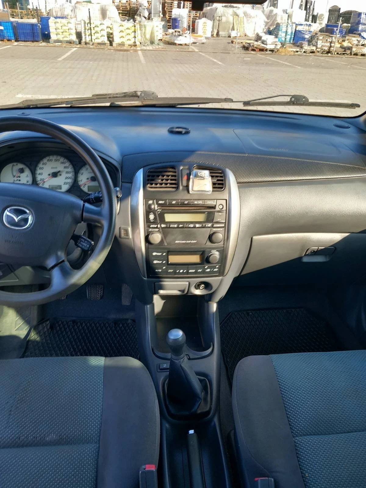 Mazda Premacy 1.8 Бензин, снимка 7 - Автомобили и джипове - 56594882