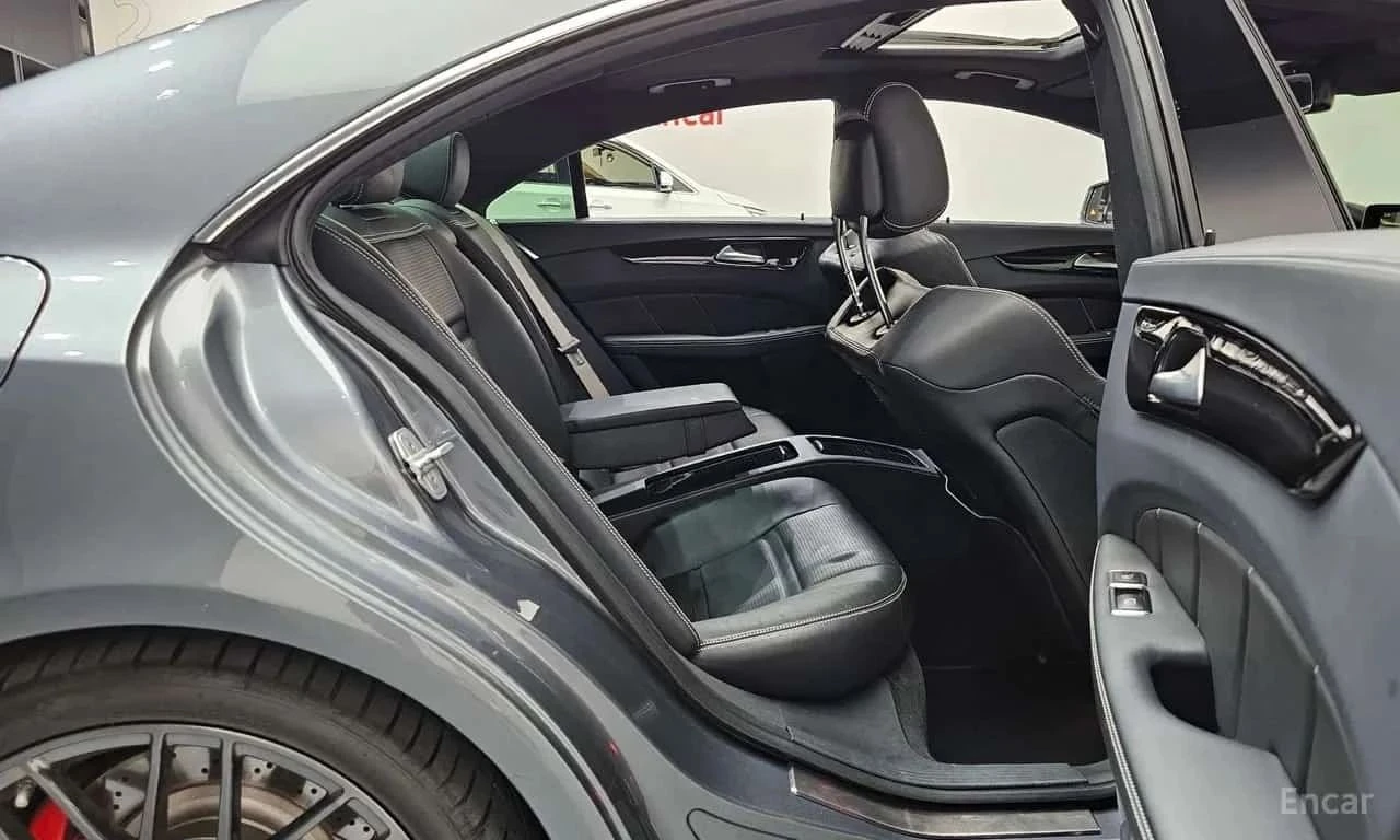 Mercedes-Benz CLS 63 AMG, снимка 12 - Автомобили и джипове - 56728821