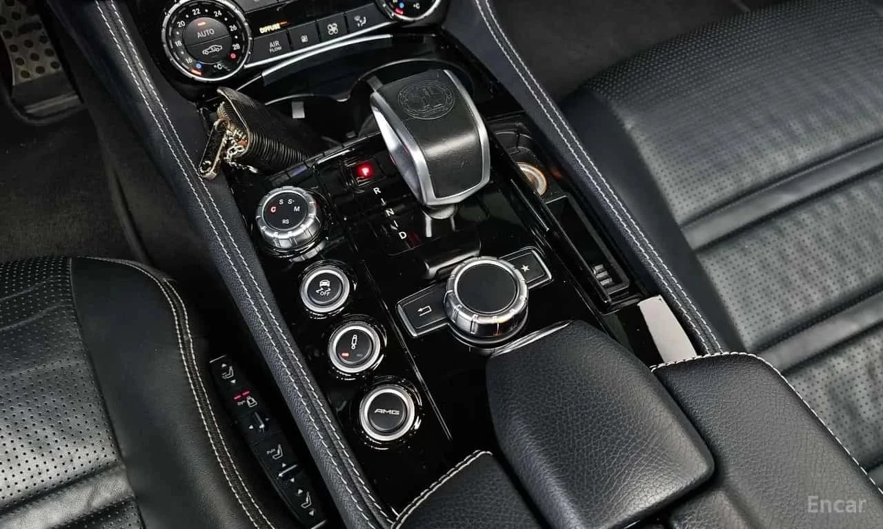 Mercedes-Benz CLS 63 AMG, снимка 9 - Автомобили и джипове - 56728821