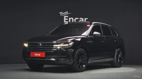 VW Touareg RLINE* 3.0TDI* DISTRONIC* ОБДУХВАНЕ* 360* КАМЕРА* , снимка 1