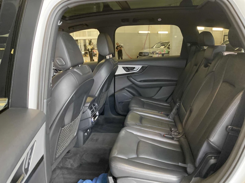 Audi Q7 Technik* S-line* Подгрев* Обдух* Пано* Камера, снимка 13 - Автомобили и джипове - 52318019