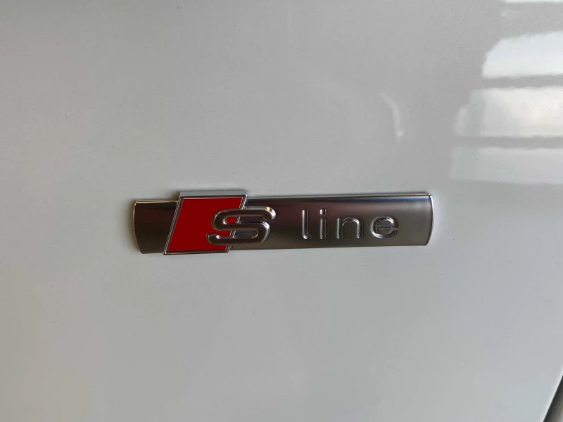 Audi Q7 Technik* S-line* Подгрев* Обдух* Пано* Камера, снимка 6 - Автомобили и джипове - 52318019