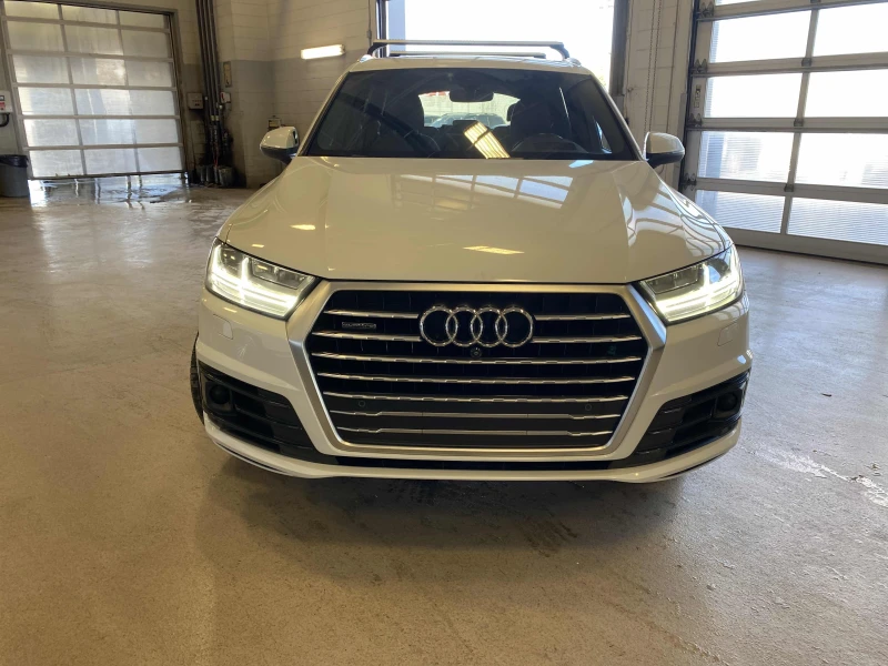 Audi Q7 Technik* S-line* Подгрев* Обдух* Пано* Камера, снимка 2 - Автомобили и джипове - 52318019