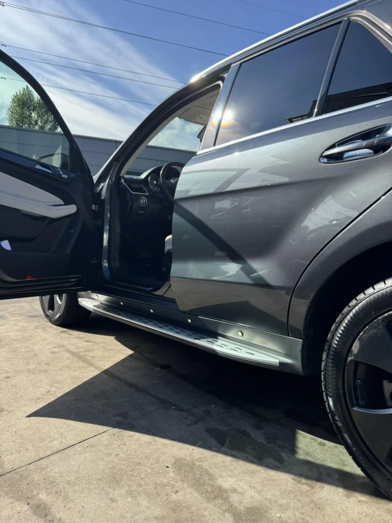 Mercedes-Benz GLE 350 CarPlay, Camera, AMG MENU, Keyless, РЕГИСТРИРАН , снимка 4 - Автомобили и джипове - 52517723