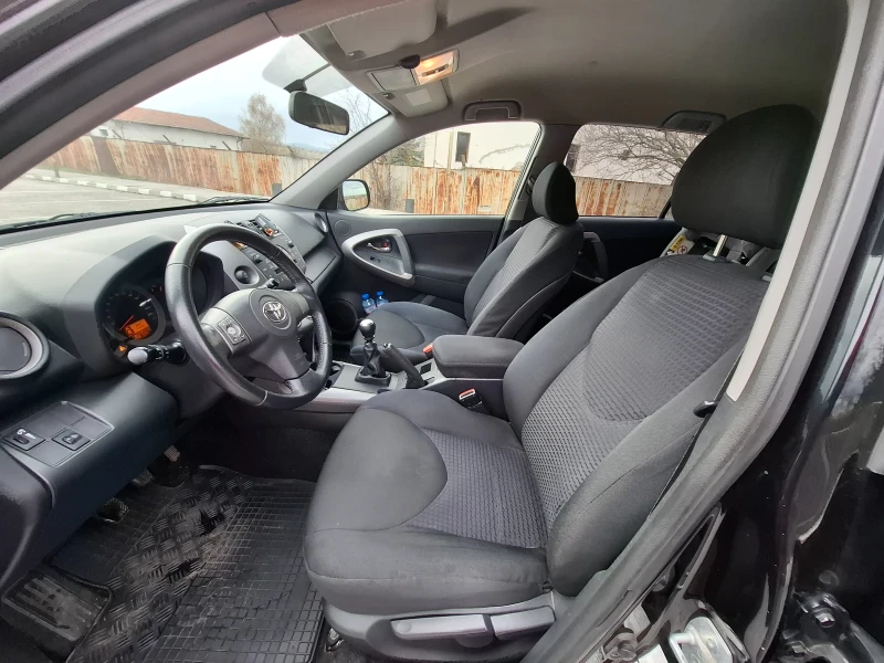 Toyota Rav4 2.2 d4d 136 к.с., снимка 9 - Автомобили и джипове - 52457979