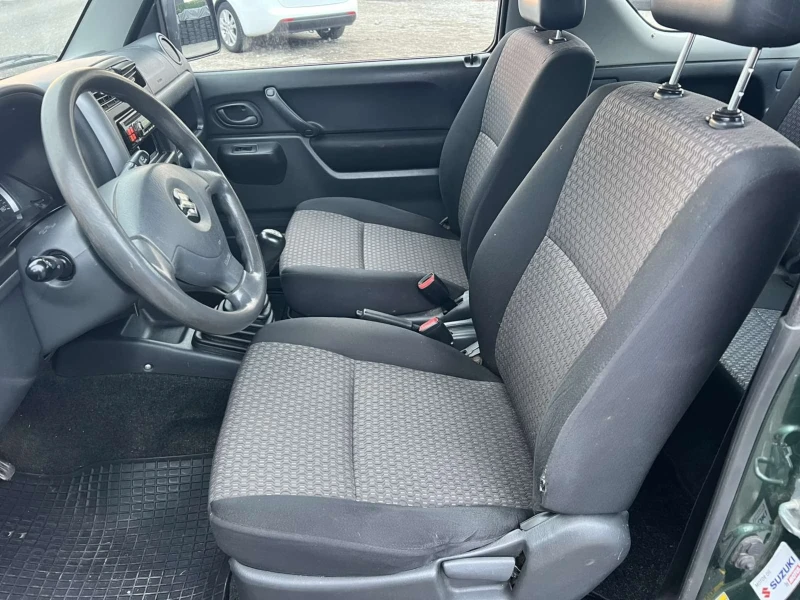 Suzuki Jimny, снимка 11 - Автомобили и джипове - 52864041