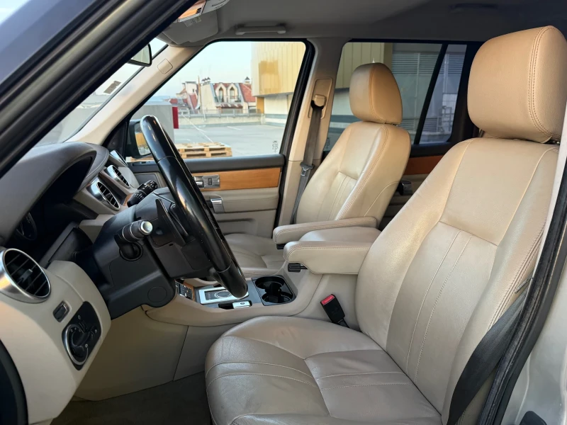 Land Rover Discovery SDV6 SE ZF8, снимка 10 - Автомобили и джипове - 52934634