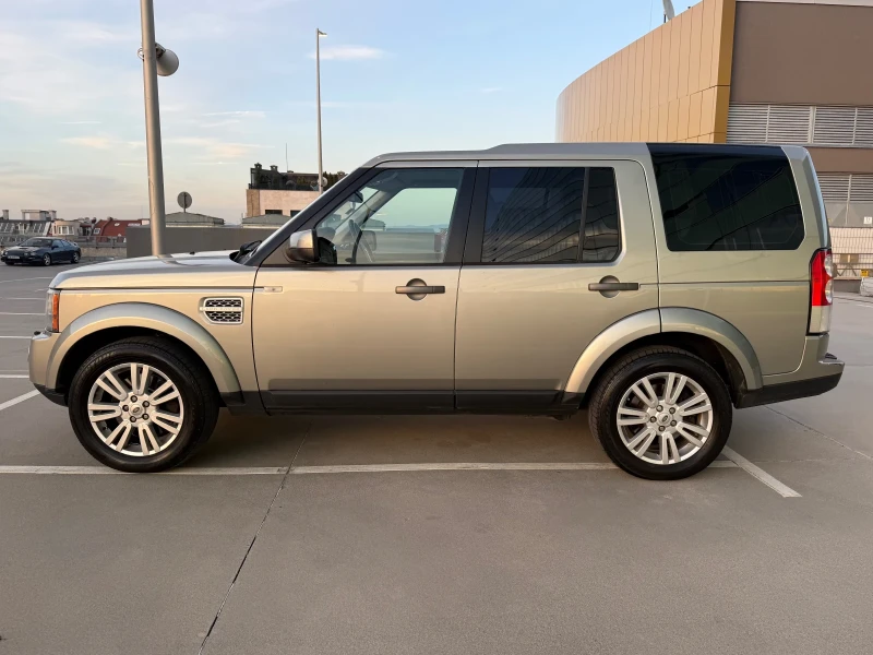 Land Rover Discovery SDV6 SE ZF8, снимка 3 - Автомобили и джипове - 52934634