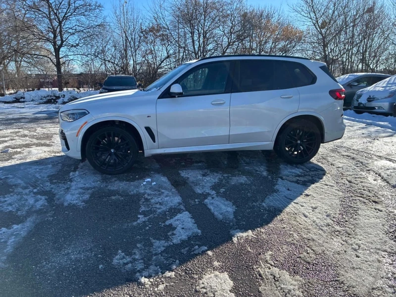 BMW X5 * M50i * CARFAX * БЕЗ ПЪРВОНАЧАЛНА ВНОСКА, снимка 2 - Автомобили и джипове - 52973193