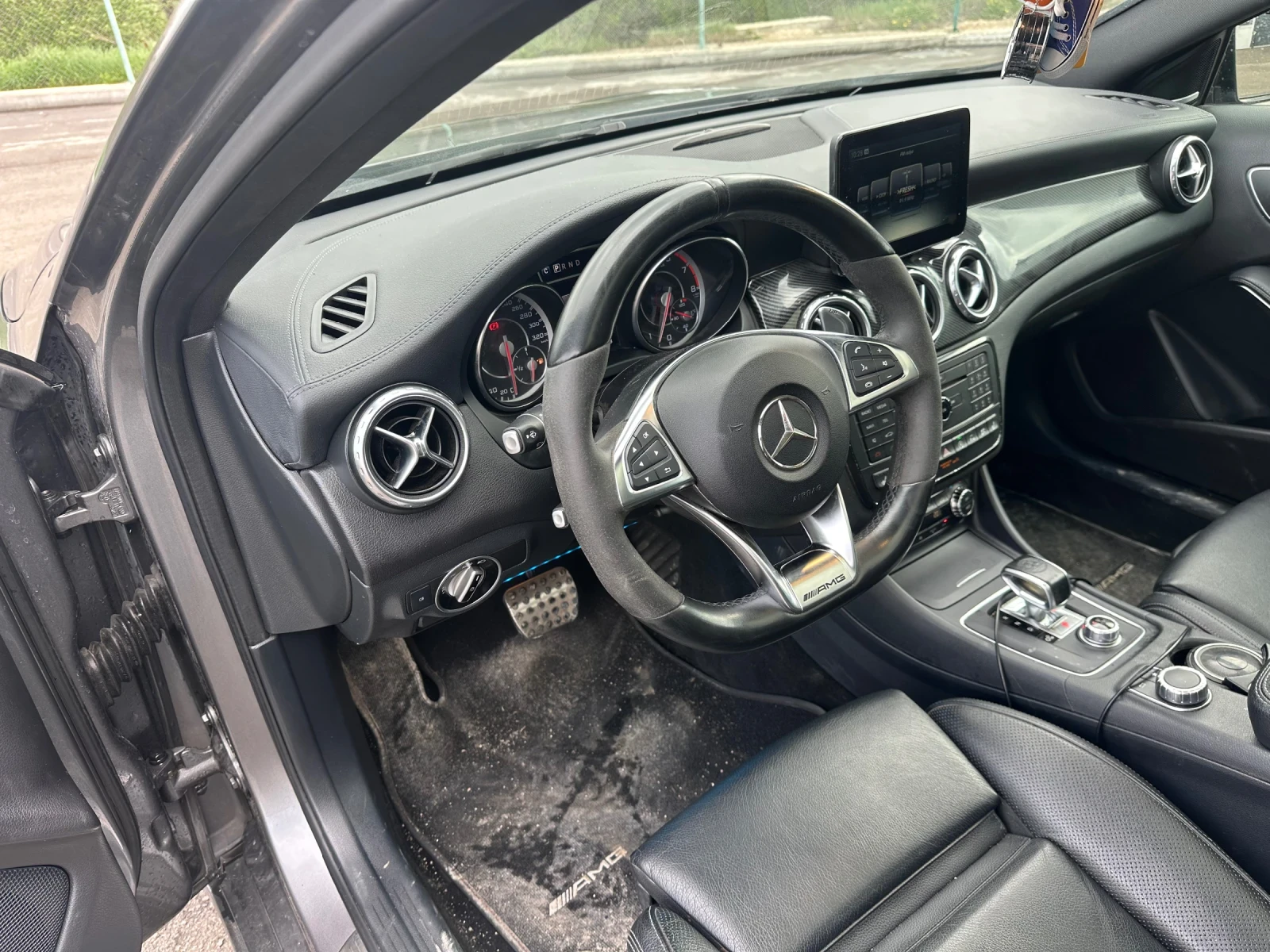 Mercedes-Benz GLA GLA45 - изображение 4