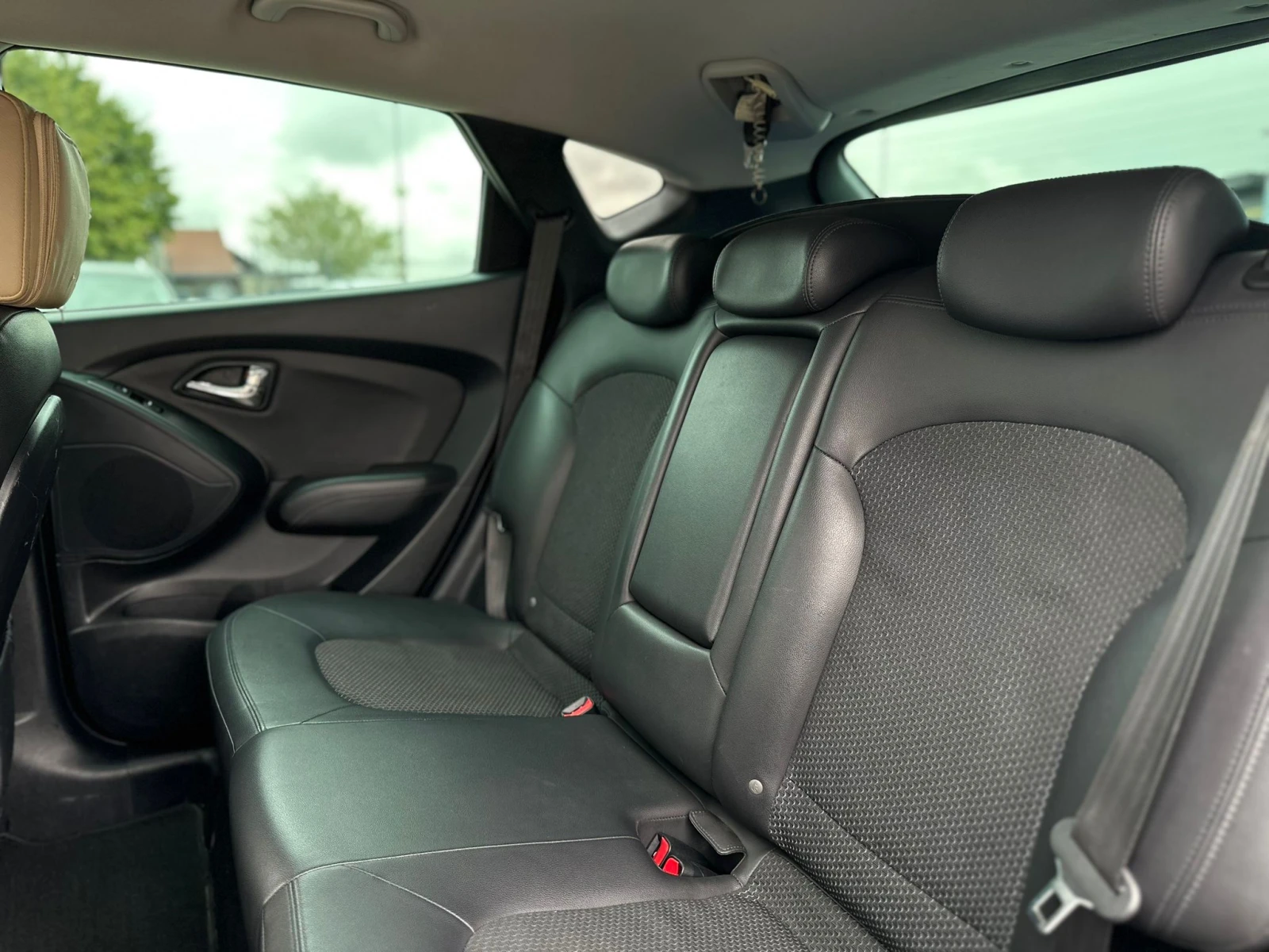 Hyundai IX35 / 2.0D /     / TOP / | Mobile.bg   11