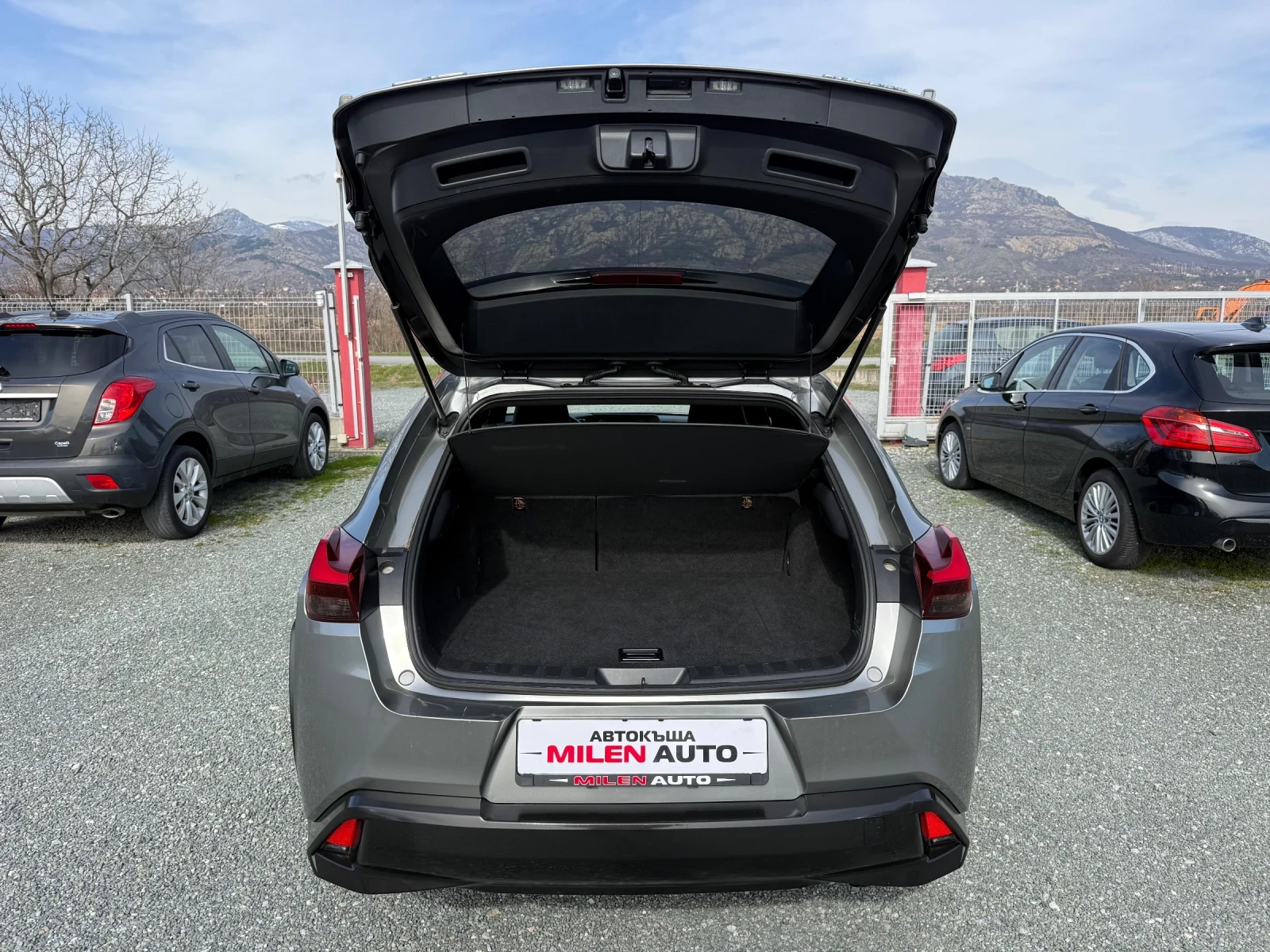 Lexus UX 250h (���� ����)^(������) | Mobile.bg � ����������� 13