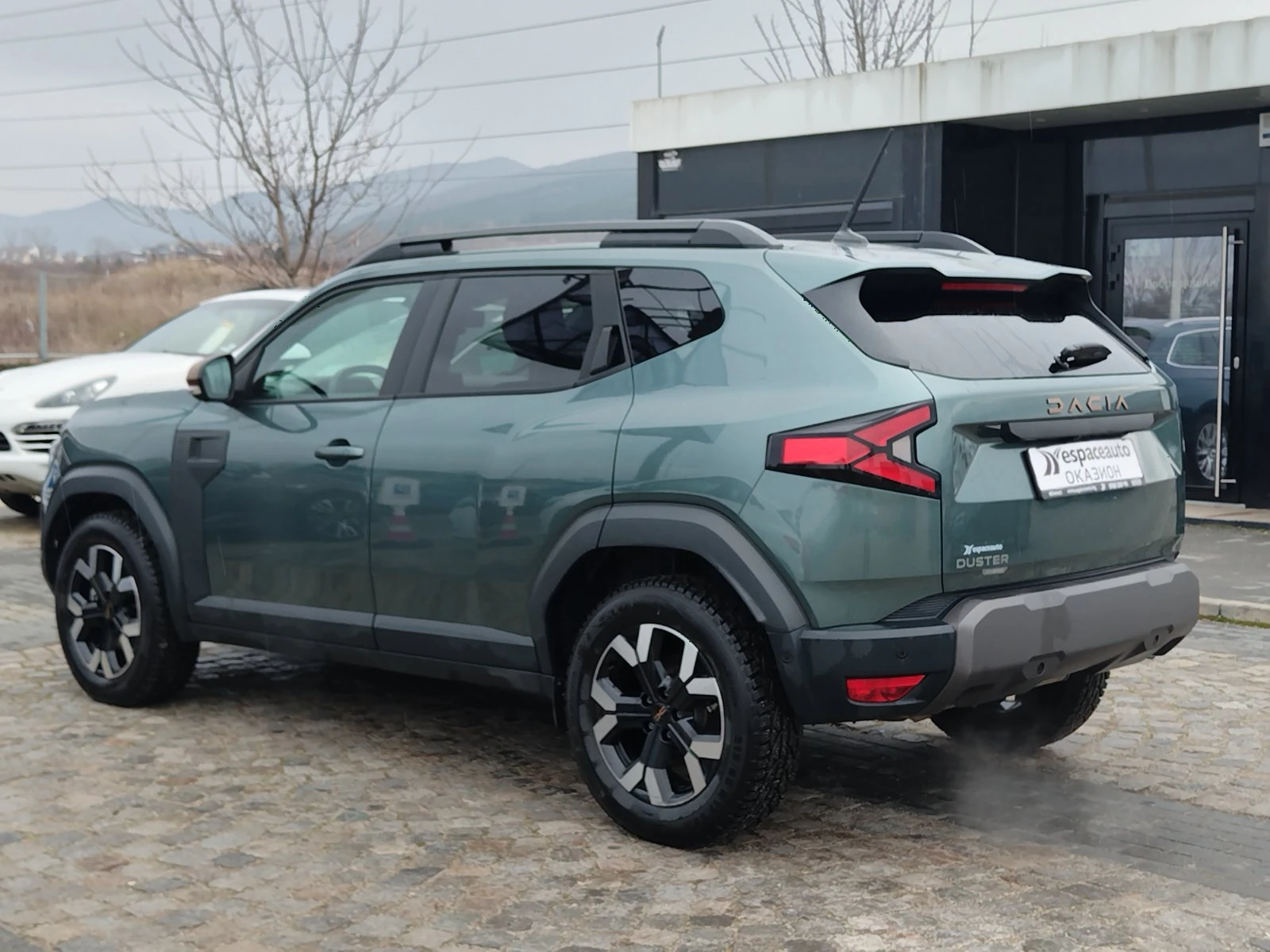 Dacia Duster DUSTER EXTREME E-TECH FULL HYBRID 140 - изображение 6