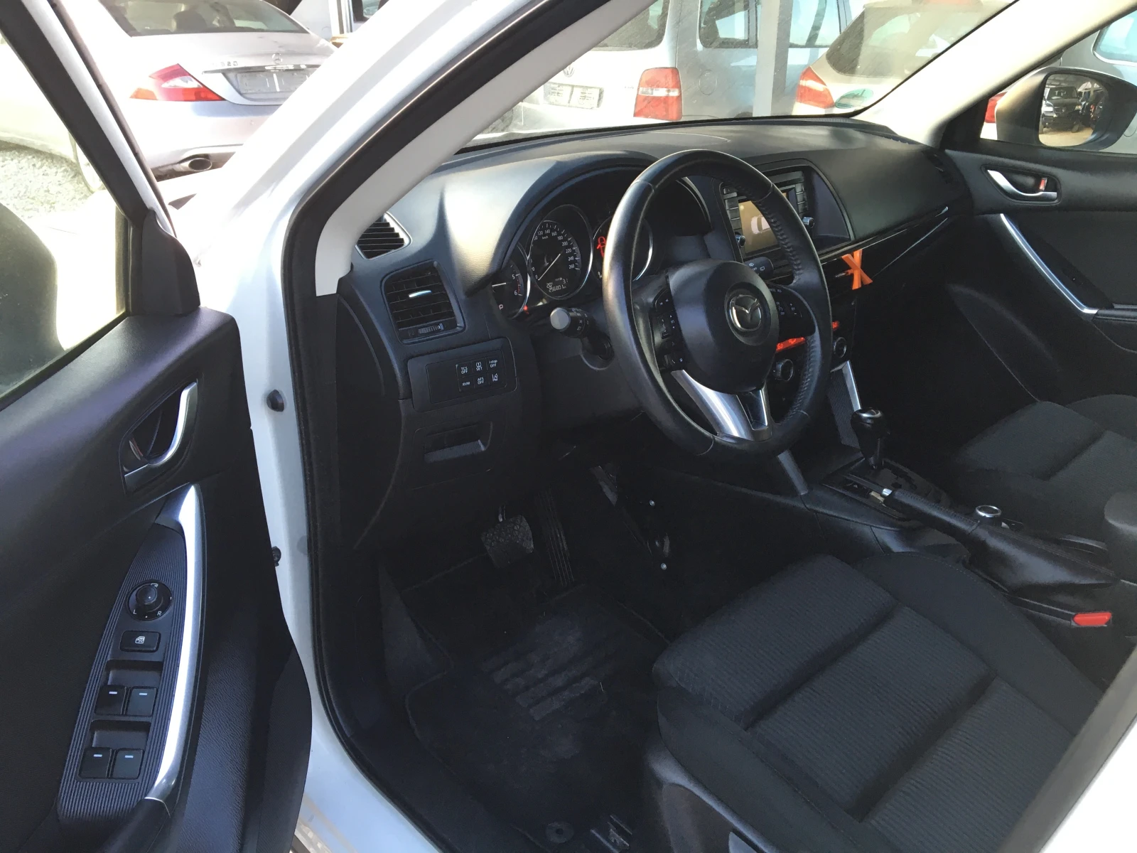 Mazda CX-5 2.2 SkyActiv 150kc АВТОМАТИК, снимка 9 - Автомобили и джипове - 53823580