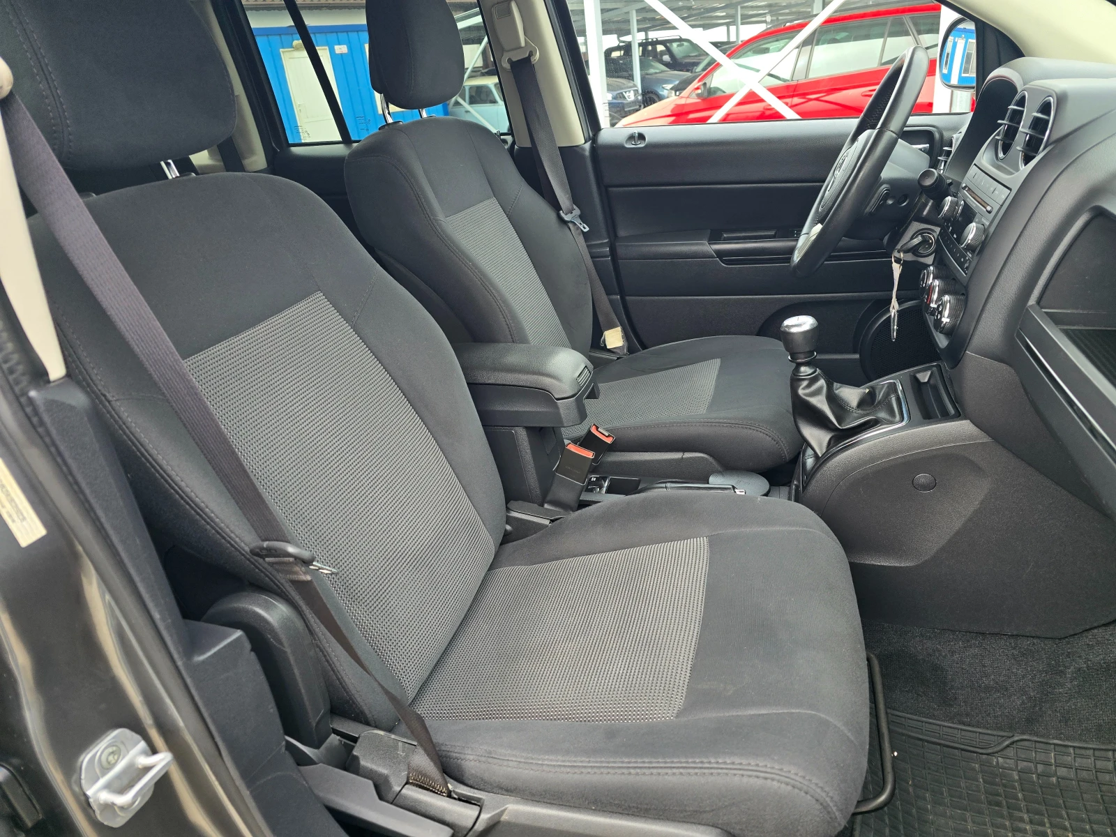 Jeep Compass 2, 2 CRD НОВ ВНОС !! 4X4 !! КЛИМАТРОНИК !! , снимка 10 - Автомобили и джипове - 53869831