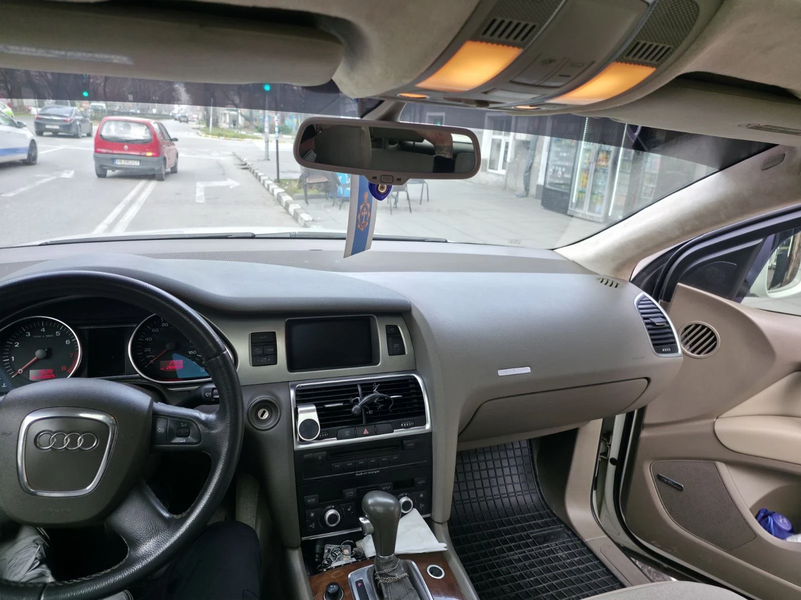 Audi Q7, снимка 2 - Автомобили и джипове - 54768506
