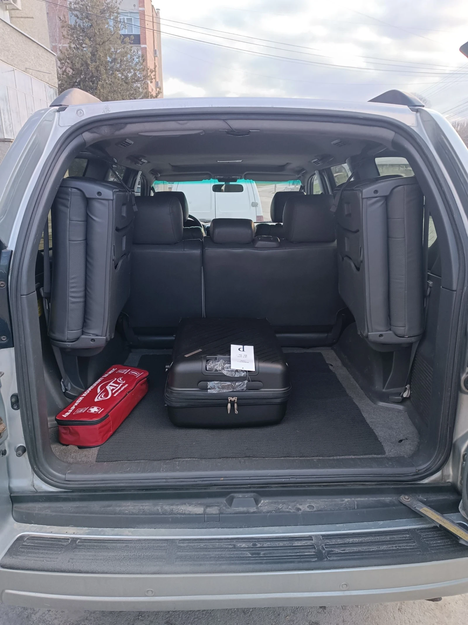Toyota Land cruiser 120 Prado, снимка 6 - Автомобили и джипове - 55509833