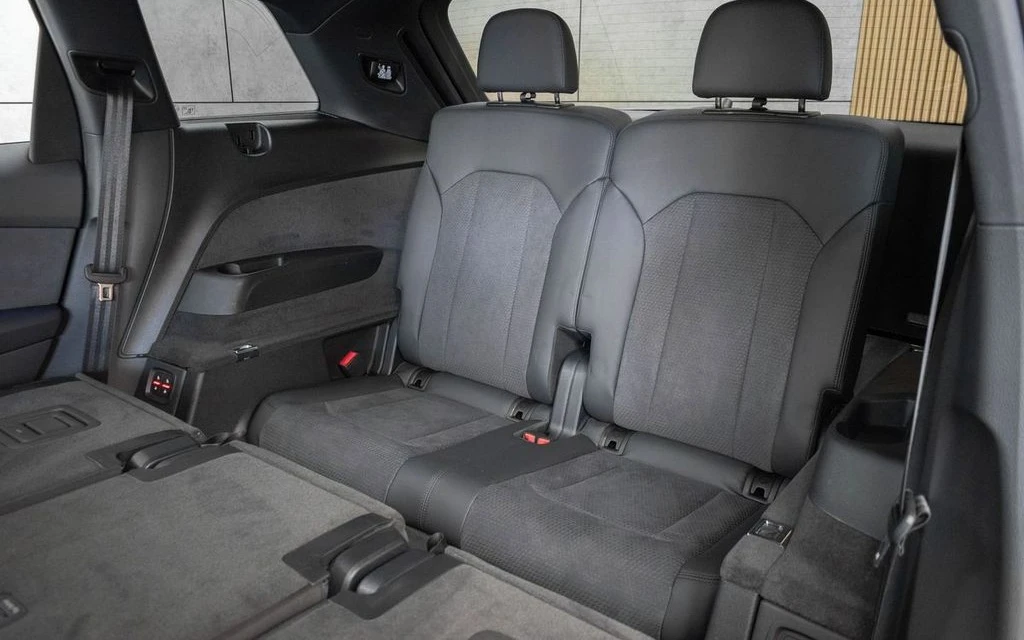 Audi Q7 50TDI Quattro S-Line, снимка 8 - Автомобили и джипове - 55628697