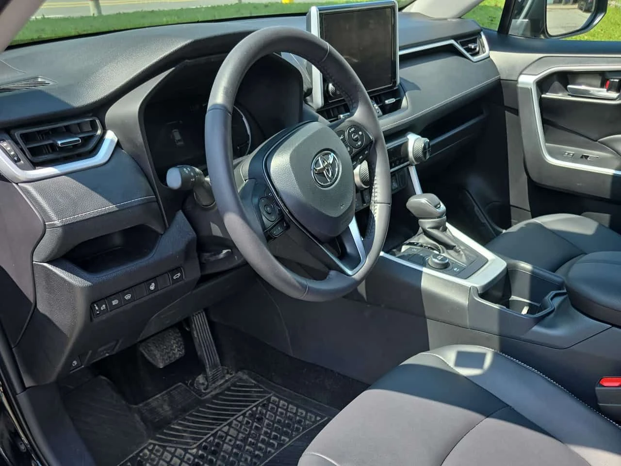 Toyota Rav4 * Hybrid XLE * CARFAX * БЕЗ ПЪРВОНАЧАЛНА ВНОСКА, снимка 5 - Автомобили и джипове - 55663109