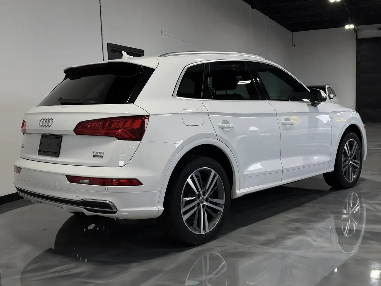 Audi Q5 Technik S-Line, Navi, Backup, Sunroof All Wheel | Mobile.bg � ����������� 3