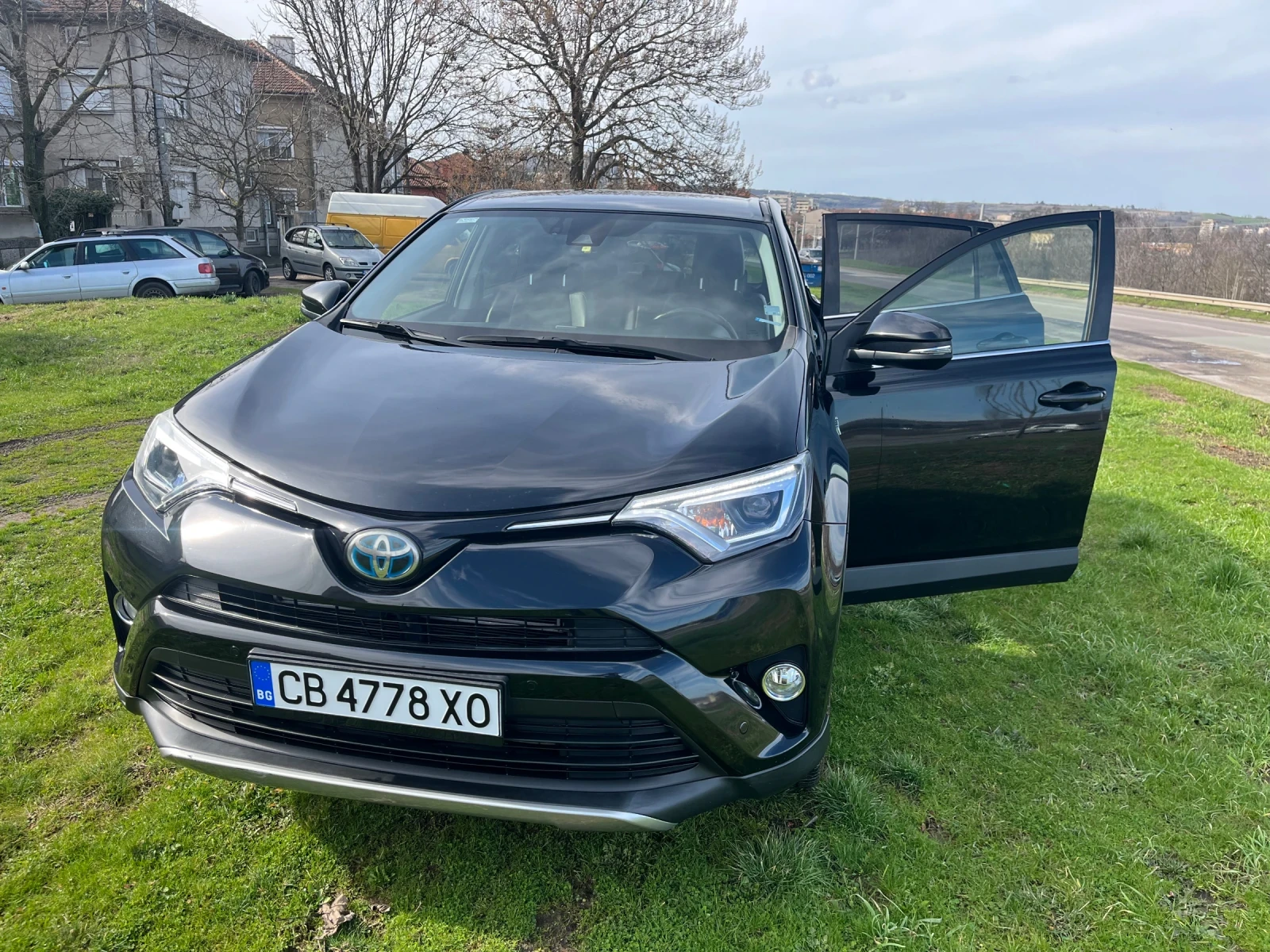 Toyota Rav4, снимка 4 - Автомобили и джипове - 56446647