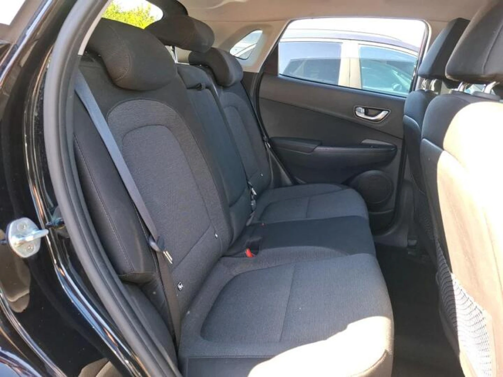 Hyundai Kona Intuitive, снимка 12 - Автомобили и джипове - 56736234