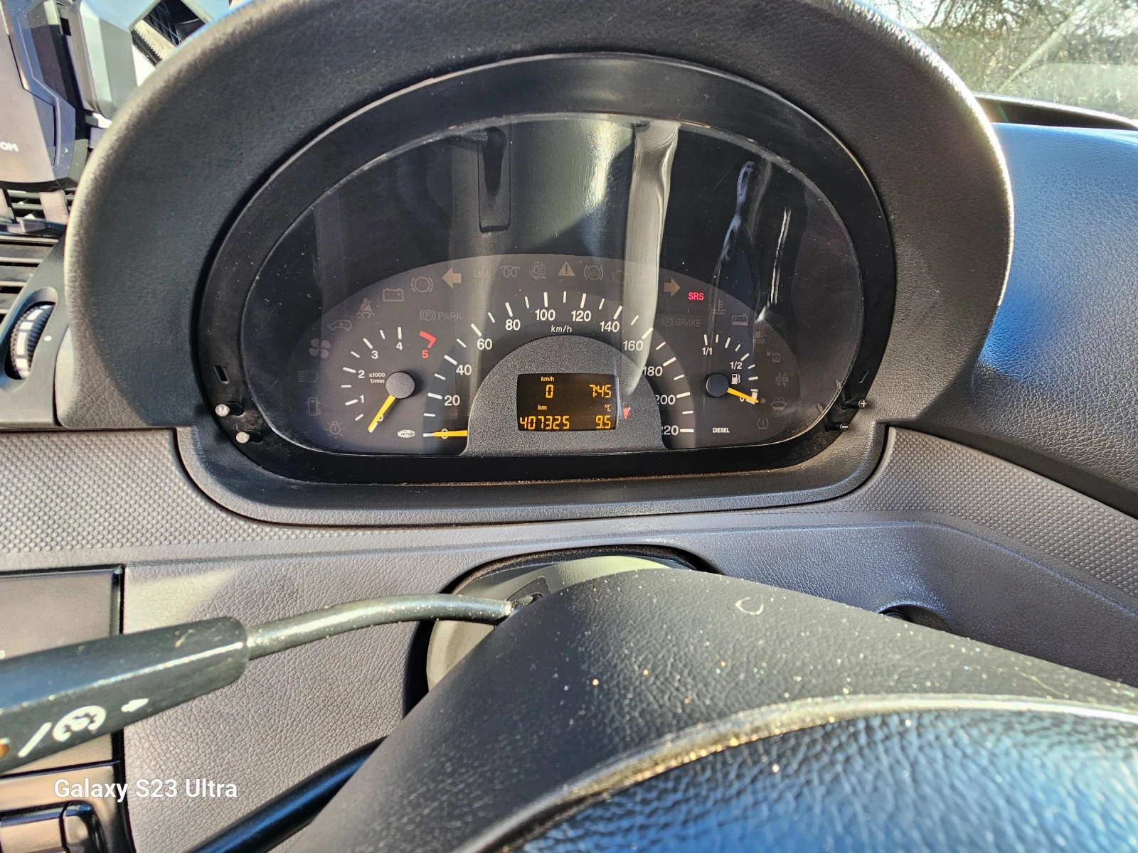 Mercedes-Benz Vito  - изображение 10