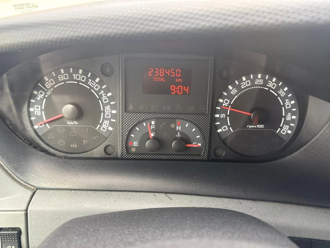 Iveco Daily 65C18 БРЕЗЕНТОВ ПАДАЩ БОРД КЛИМАТИК* ПЕРФЕКТЕН, снимка 13 - Бусове и автобуси - 54114770