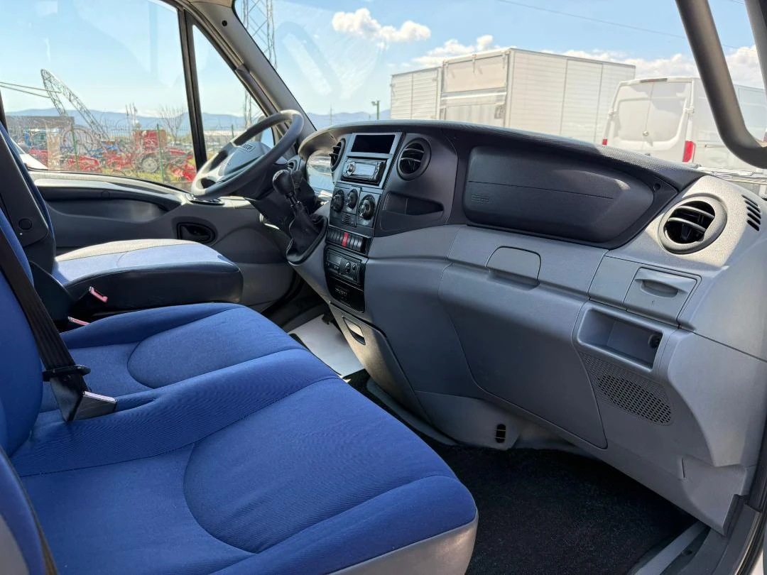 Iveco Daily 65C18 БРЕЗЕНТОВ ПАДАЩ БОРД КЛИМАТИК* ПЕРФЕКТЕН, снимка 10 - Бусове и автобуси - 54114770