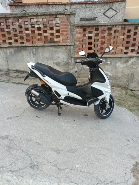 Обява за продажба на Gilera Runner ~1 800 лв. - изображение 1