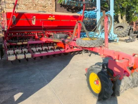 ����� �� �������� �� ������ Vaderstad RD 4000S