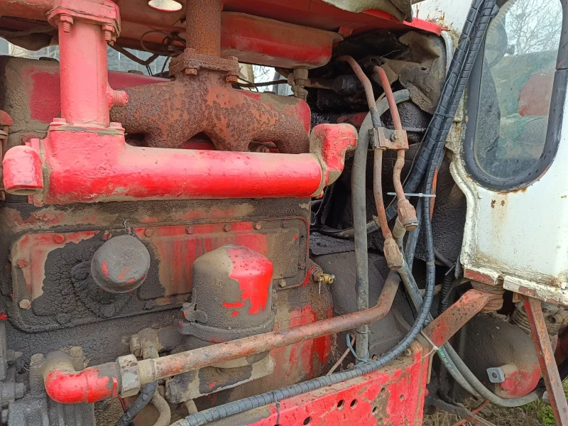 Трактор ЮМЗ 6Л, снимка 6 - Селскостопанска техника - 52546987